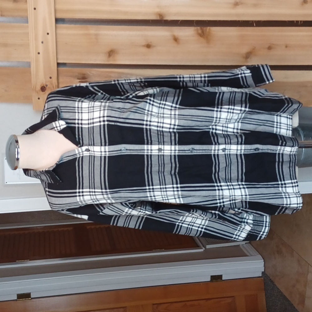 Old Navy Boyfriend Plaid Shirt